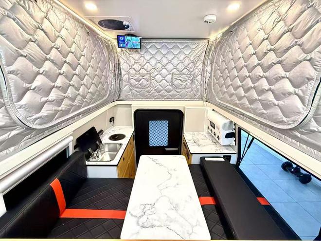 er皮卡背驮房车没有报废年限的车型冰球突